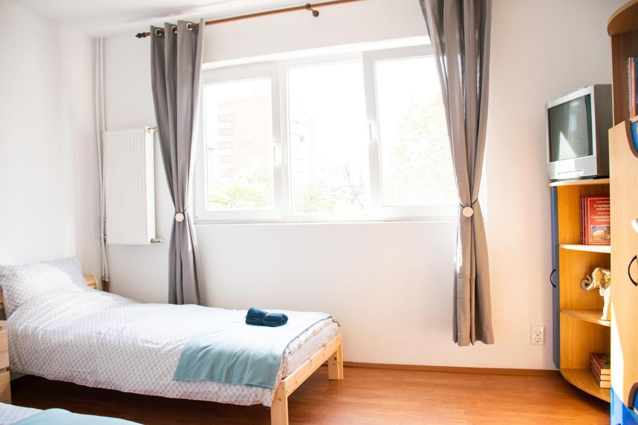 Family-Friendly Apartment Oradea Exterior foto